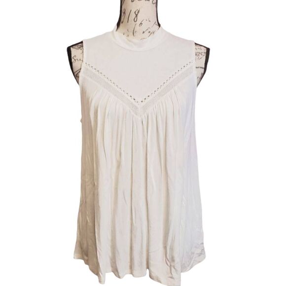 everleigh Tops - Everleigh Ladies Sz M Ivory Crochet Detail High Neck Sleeveless Blouse
